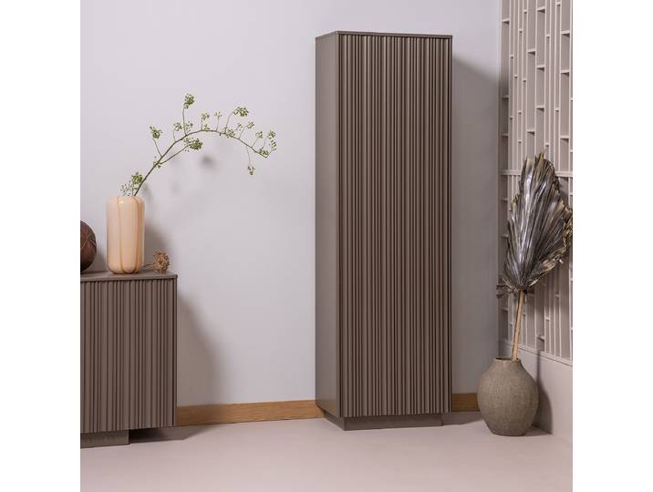 Massiver Schrank 67 x 215 x 40cm Braun