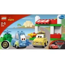 LEGO® DUPLO® 5818 Disney Pixar Cars Unterwegs mit Luigi und Guido