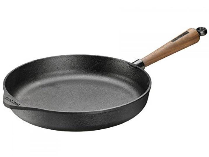 Skeppshult Pfanne Walnuss Holzgriff Bratpfanne / Servierpfanne / Grillpfanne / Wok Gusseisen + Prymo Mikrofasertuch Farbe Servierpfanne, Größe 28 cm