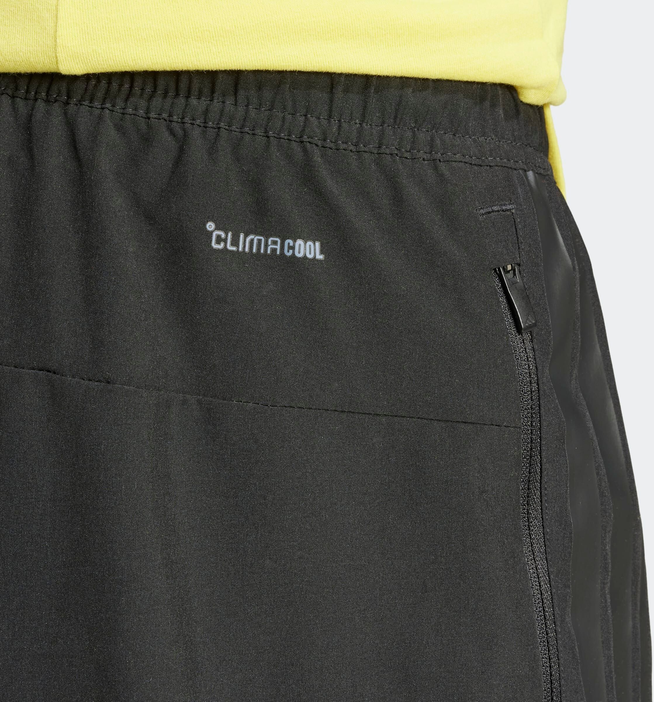 Shorts ADIDAS PERFORMANCE "DESIGNED-FOR-TRAINING 3-STREIFEN", Herren, Gr. L, Länge 7, schwarz (schwarz, innenbeinlänge ca. 18 cm), Obermaterial: 87% Polyester, 13% Elasthan, Hosen Shorts schwarz, innenbeinlänge ca. 18 cm L, Länge 7