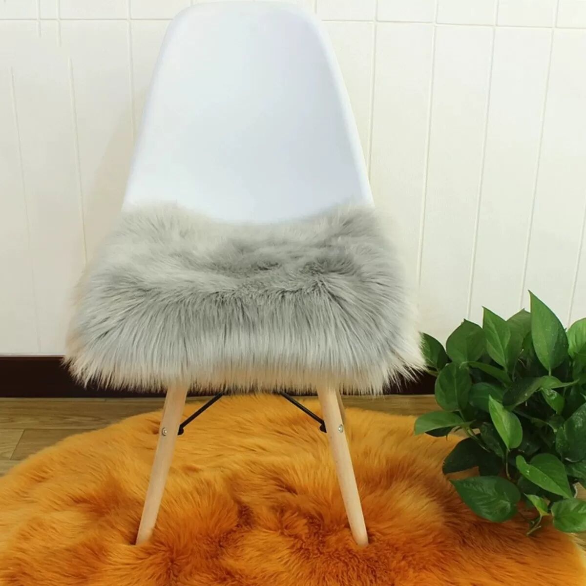 INF Coussin carré imitation peau de mouton - Assise en fausse fourrure moelleuse, bord renforcé, plusieurs couleurs, deux Gris Grand