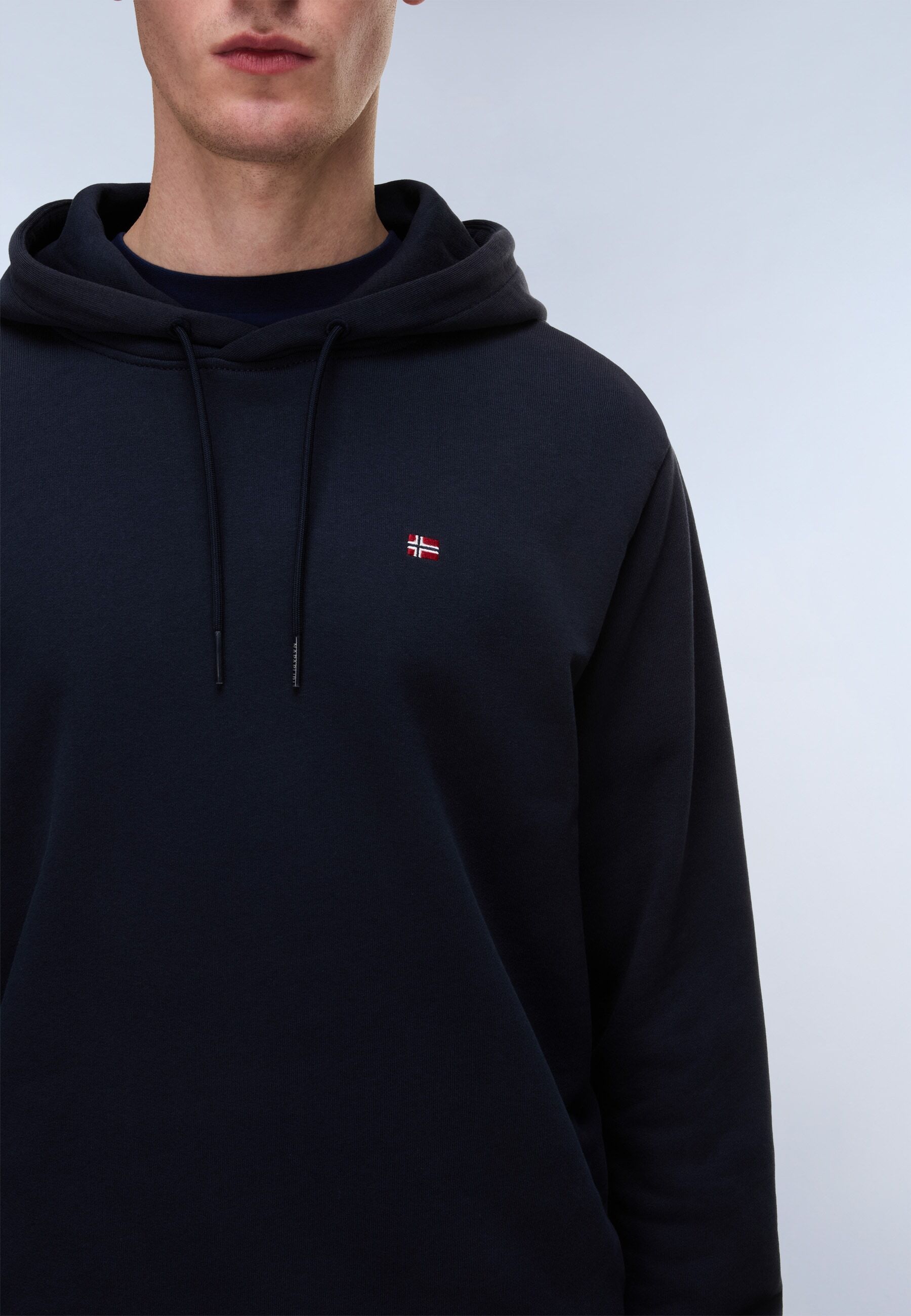 Kapuzensweatshirt NAPAPIJRI, Herren, Gr. S, schwarz (blu marine), Sweatware, Obermaterial: 100% Baumwolle, loose fit normal, Rundhals, angeschnitten,eingesetzt,Ärmel ohne Ärmelschlitz angesetztes Bündchen, Sweatshirts Kapuzensweatshirt, mit Langarm-Design