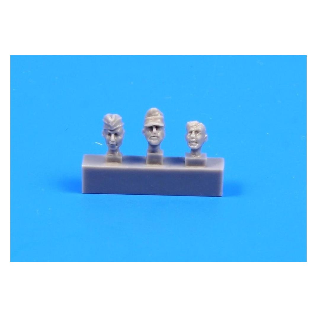 CMK German A4/V2 missile launch platform personnel,WW II (3 Figures) (129-F72282)