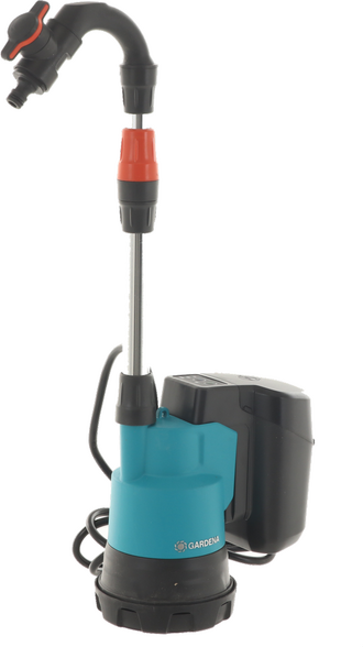 Pompe Gardena pour citerne 2000/2  - Batterie de 18 V 2.5 Ah et chargeur inclus