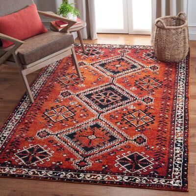 SAFAVIEH Vintage Hamadan Rathgunde Traditional Rug
