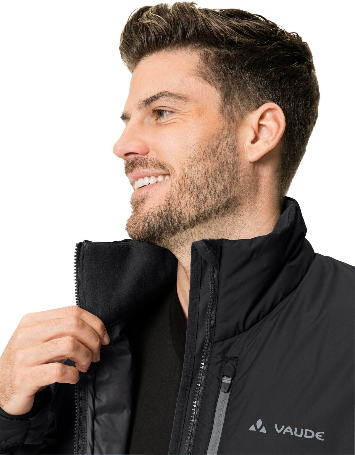 Fahrradjacke VAUDE "MEN'S POSTA INSULATION JACKET", Herren, Gr. S, schwarz (schwarz uni), Obermaterial: 100% Polyester. Futter: 100% Polyacryl. Wattierung: 100% Polyester, Jacken Fahrradjacke, mit winddichtem Pertex-Material vorne, atmungsaktive Zonen sch