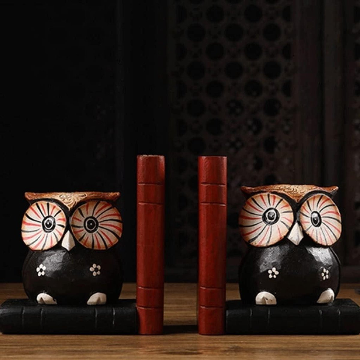 Handbeschilderde houten boekensteunen voor op je bureau in natuurlijke houtkleur