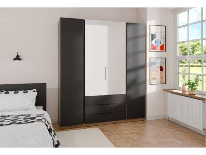 AX Living Nehir Schrank 200 cm Eiche Evoke/Schwarz, 2 Spiegel mittig + 3S 2 Spiegel mittig; 2 glatte Türen; 3 Schubladen – alles gut verstaut.