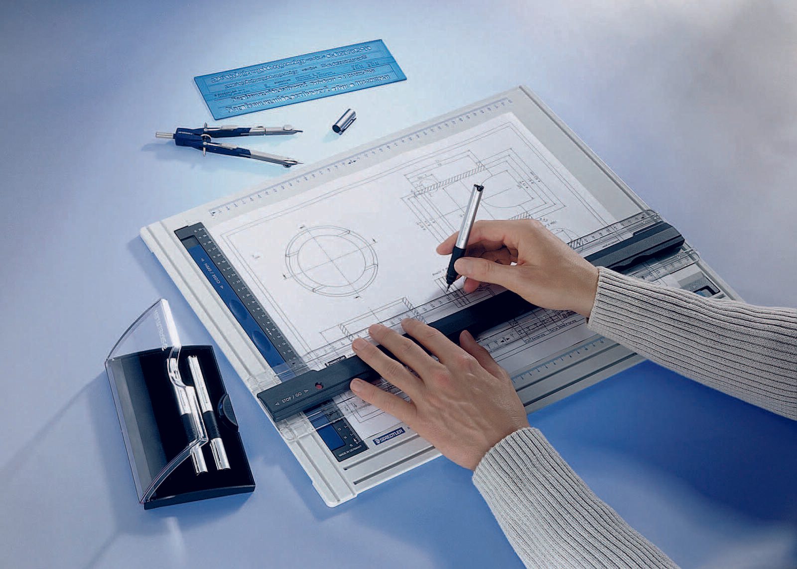 STAEDTLER Zeichenplatte Kunststoff 661 A3