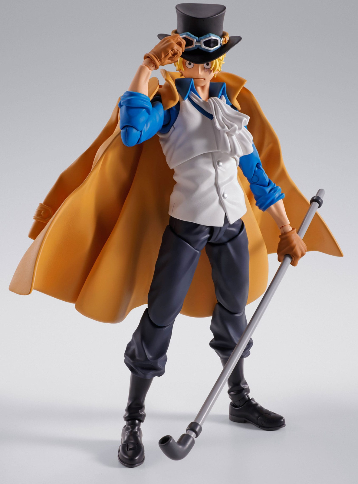 Bandai One Piece S.H.Figuarts Sabo Hoofd van het Revolutionaire Leger Versie 1 Actiefiguur, 16 cm