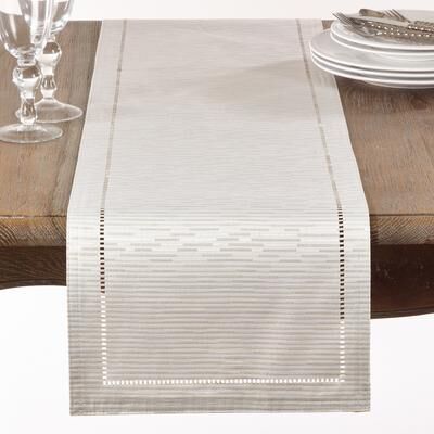 Saro Lifestyle Hemstitched Table Runner