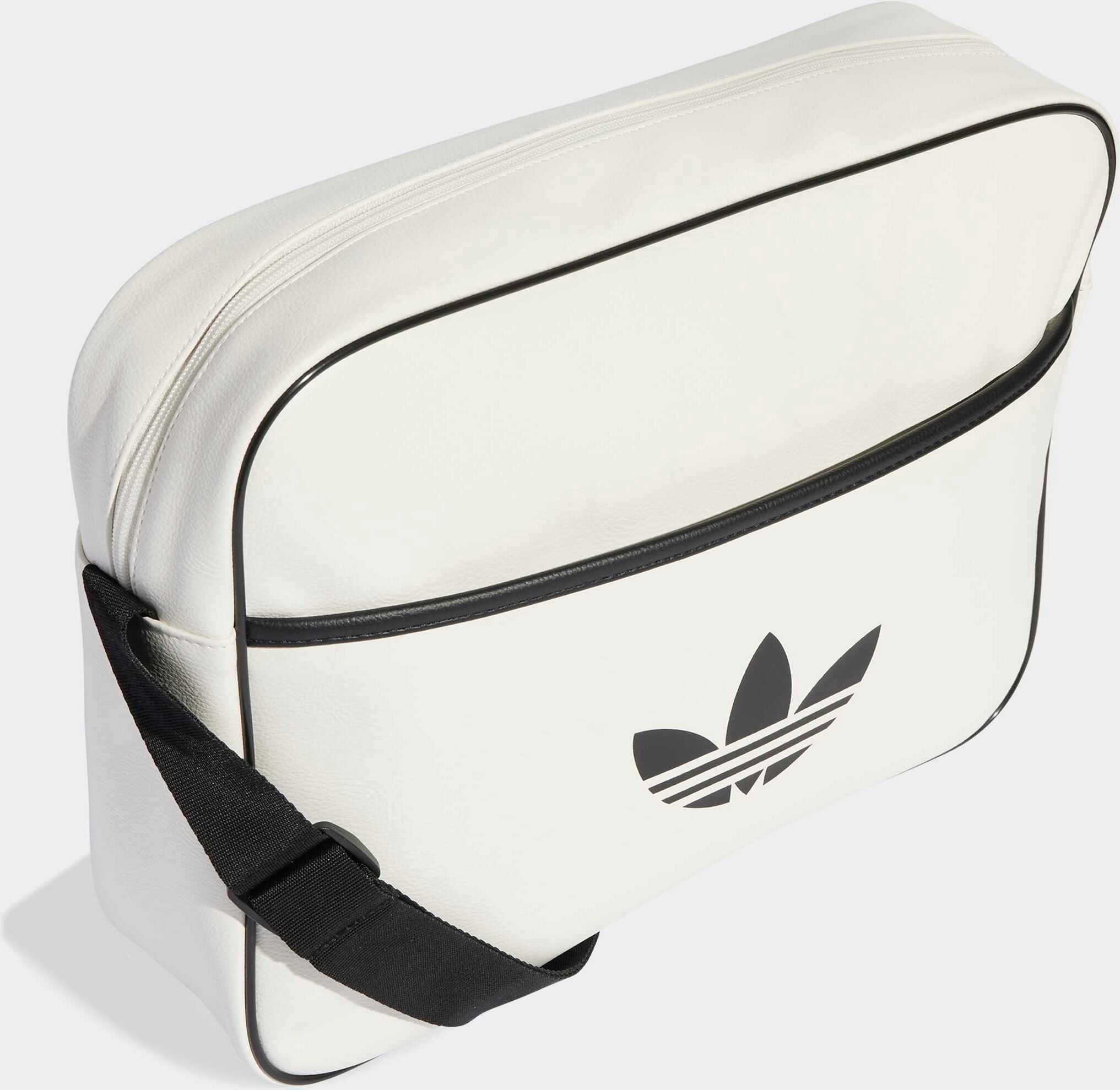 Sporttasche ADIDAS ORIGINALS "AIRLINER", Damen, cloud weiß, Obermaterial: 100% Polyurethan, Taschen Sporttasche, Schultertasche im angesagten Retrolook cloud weiß Einheitsgröße