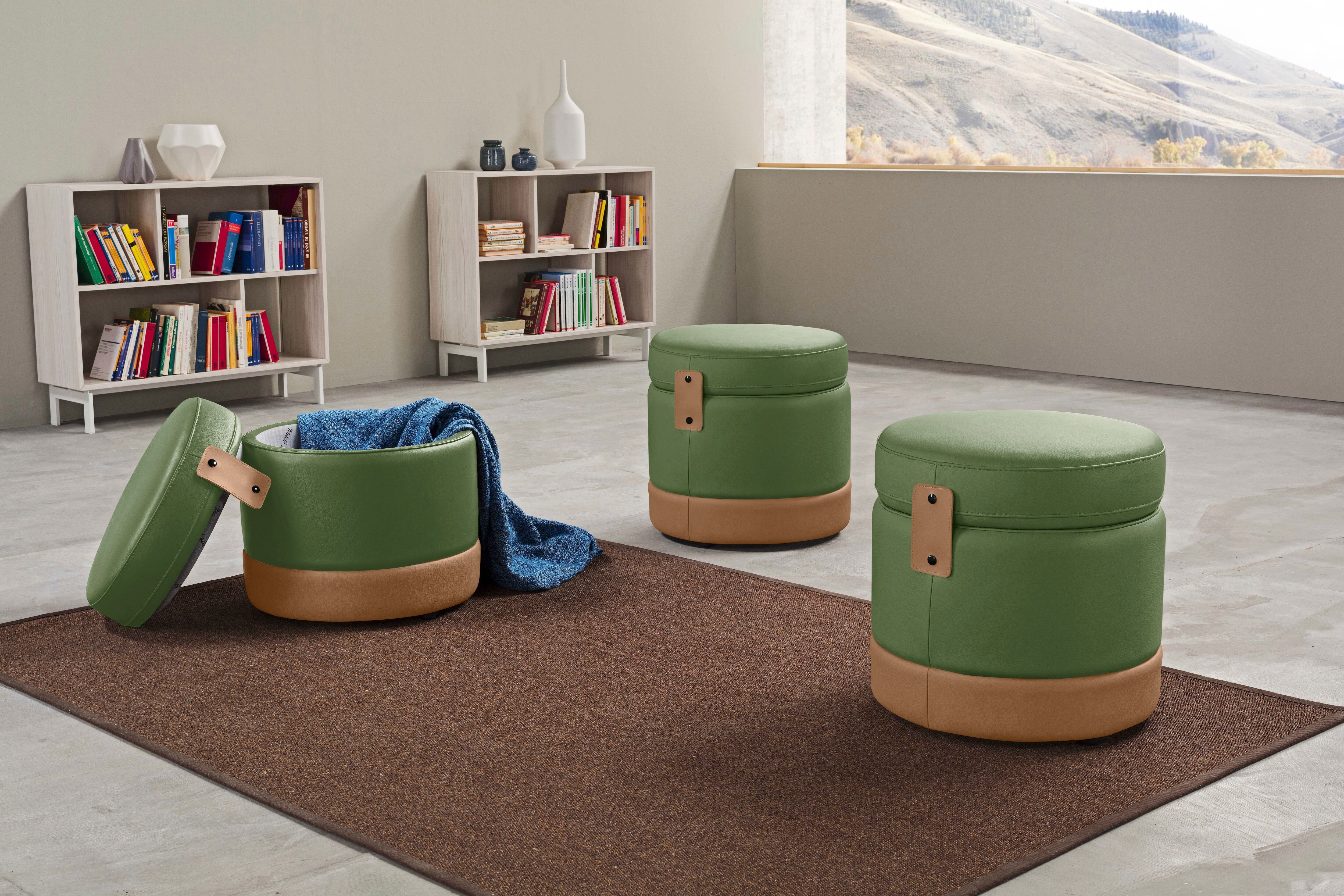 Hocker EGOITALIANO "Tonder, Designhocker als Blickfang mit tollen Details, B/T 50/50cm", grün (sprite), B:50cm H:50cm T:50cm, Leder CAREZZA (echtes Rindsleder) ist ein Naturleder, dass die ursprünglichen Eigenschaften der Haut nicht verändert. Das Vorhand