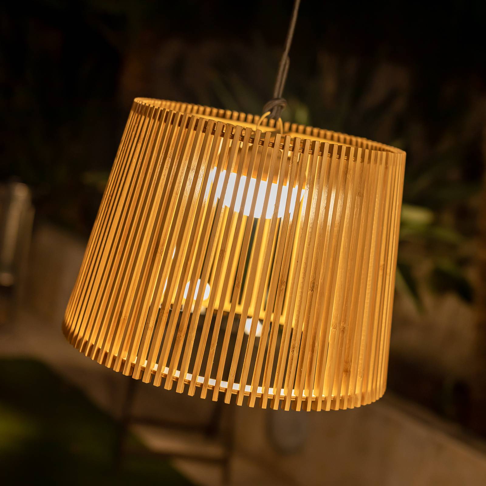 Newgarden Okinawa LED-Akku-Außenpendellampe Bambus Okinawa, dimmbar, Holz hell, Bambus