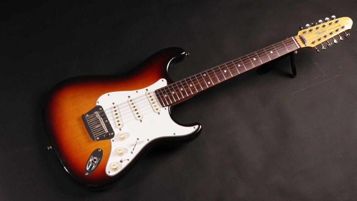Fender Stratocaster XII – 12 cordes 50e anniversaire MIJ (1996)   Original - Refurbished