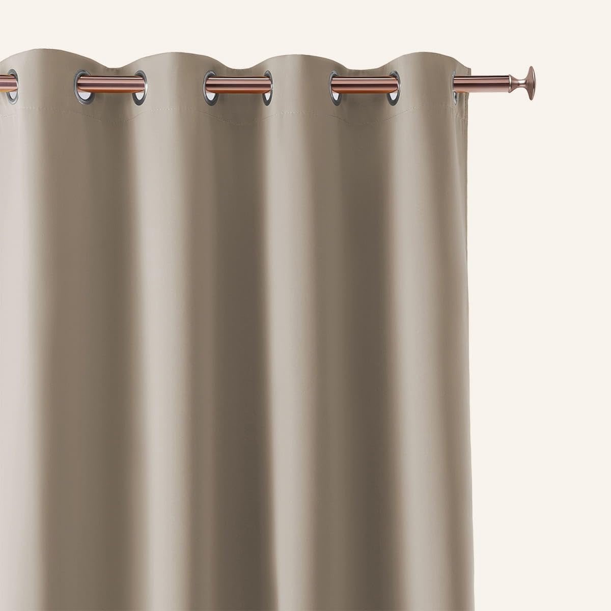 ROOM99 Aura Verduisterend Schuifgordijn met Zilveren Ringen - Beige - 180 x 250 cm