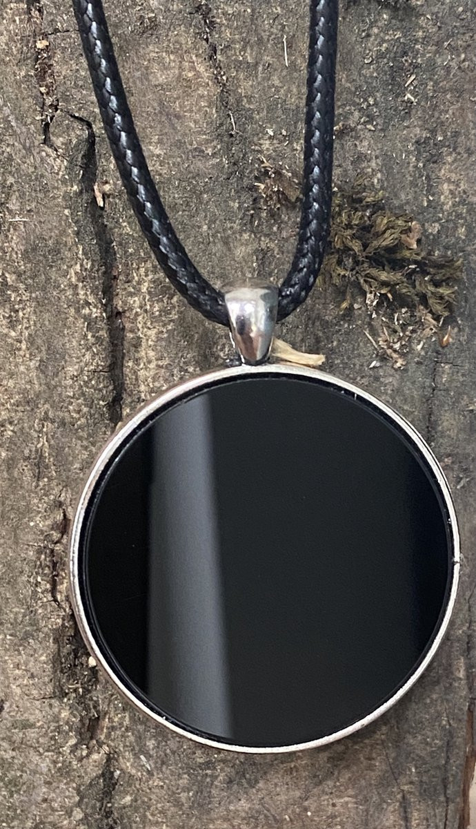 Amulet Black Mirror of Reflection Unisex