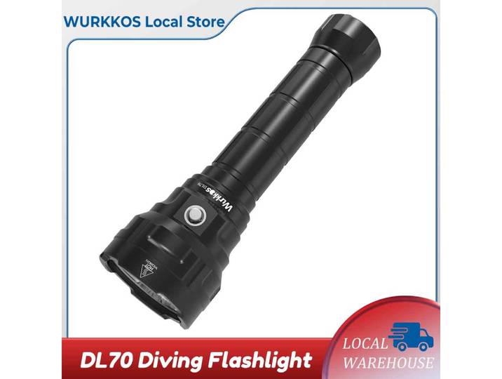 Lampe de plongée Wurkkos DL70 avec une luminosité allant jusqu'à 13000 lumens, adaptée aux environnements de plongée tels que les sous-marins et les grottes sous-marines profondes. Expédiée