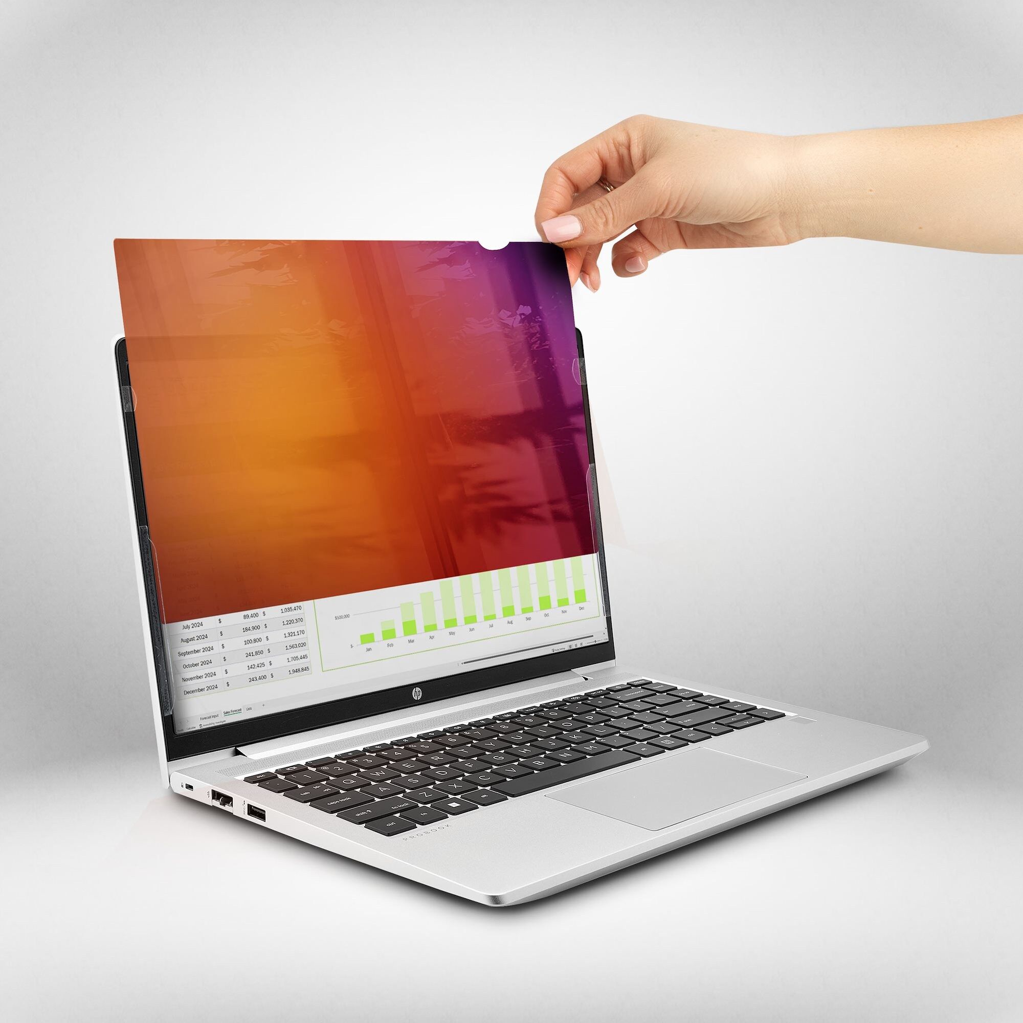 StarTech.com 14-inch 16:9 Laptop Privacy Screen, Reversible Gold Filter w/Enhanced Privacy, Computer Security Filter, Removable Screen Protector/Shiel