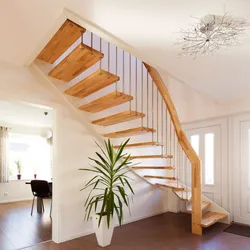 Dolle Geschosstreppe Bilbao Geradelaufend 234-260cm GH Holz rund 30mm Esche versiegelt