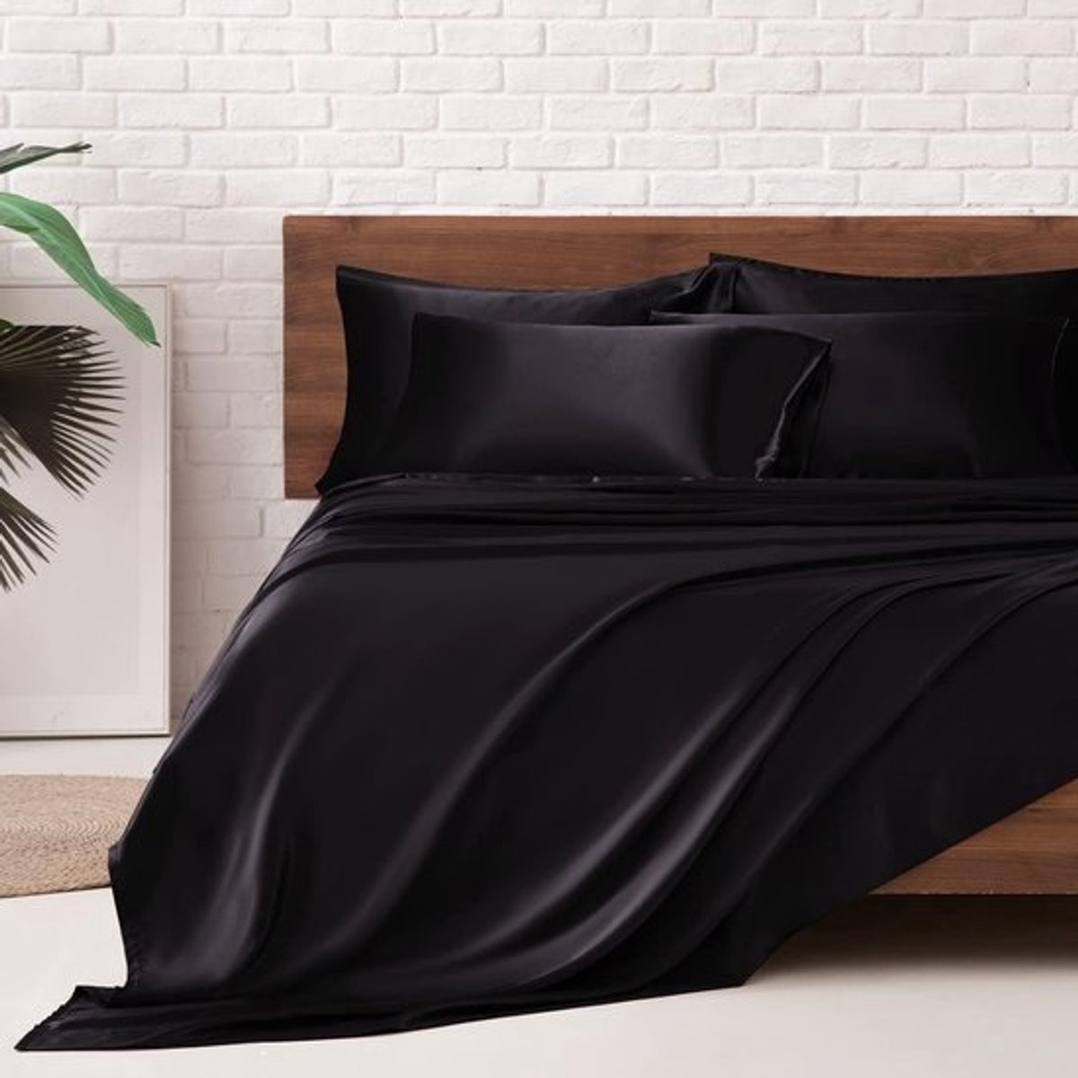 6-delige luxe satijnen lakenset voor queensize bed - zwart