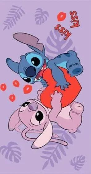 Stitch en Angel strandlaken Kiss paars katoen 70 x 140 cm
