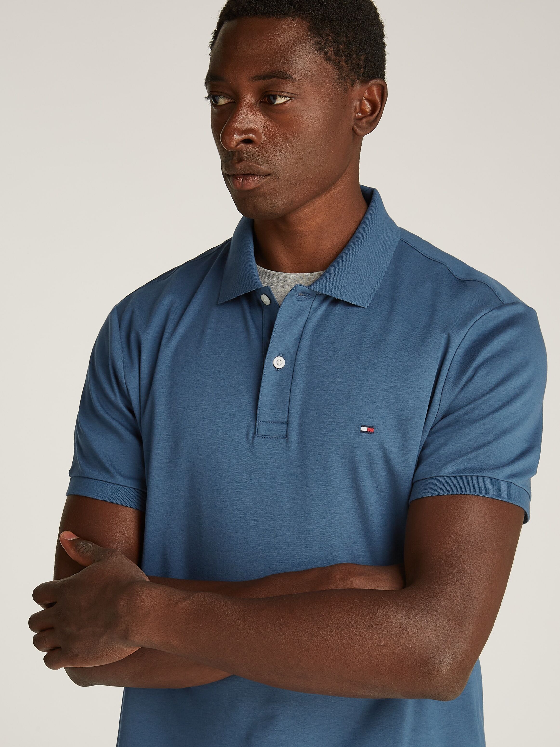 Tommy Hilfiger "LIQUID COTTON REGULAR SEASONAL" mit Logostickerei aegean sea L