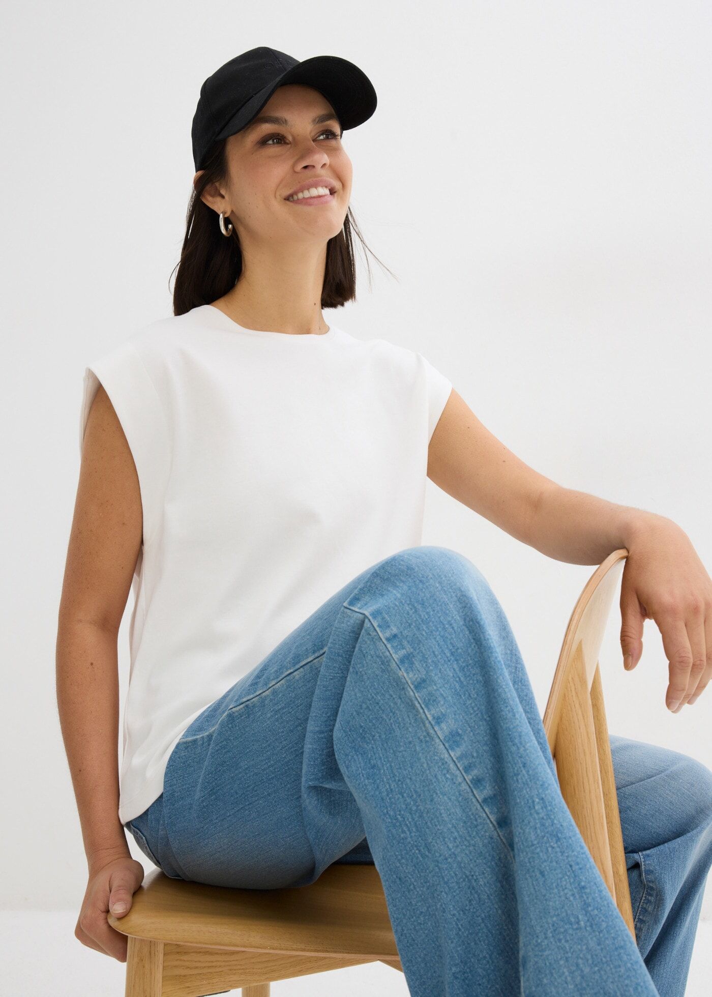 T-Shirt BONPRIX, Damen, Gr. 40/42 (M), wollweiß, Obermaterial: 100% Baumwolle, lässig geschnitten, Shirts T-Shirt, verschiedene Grössen, aus Baumwolle, lässige Passform wollweiß 40/42 (M)
