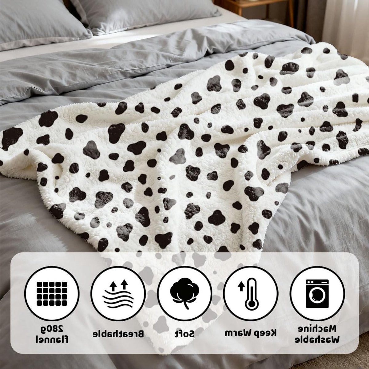 Zachte fleece deken met koeienprint voor comfort en decoratie