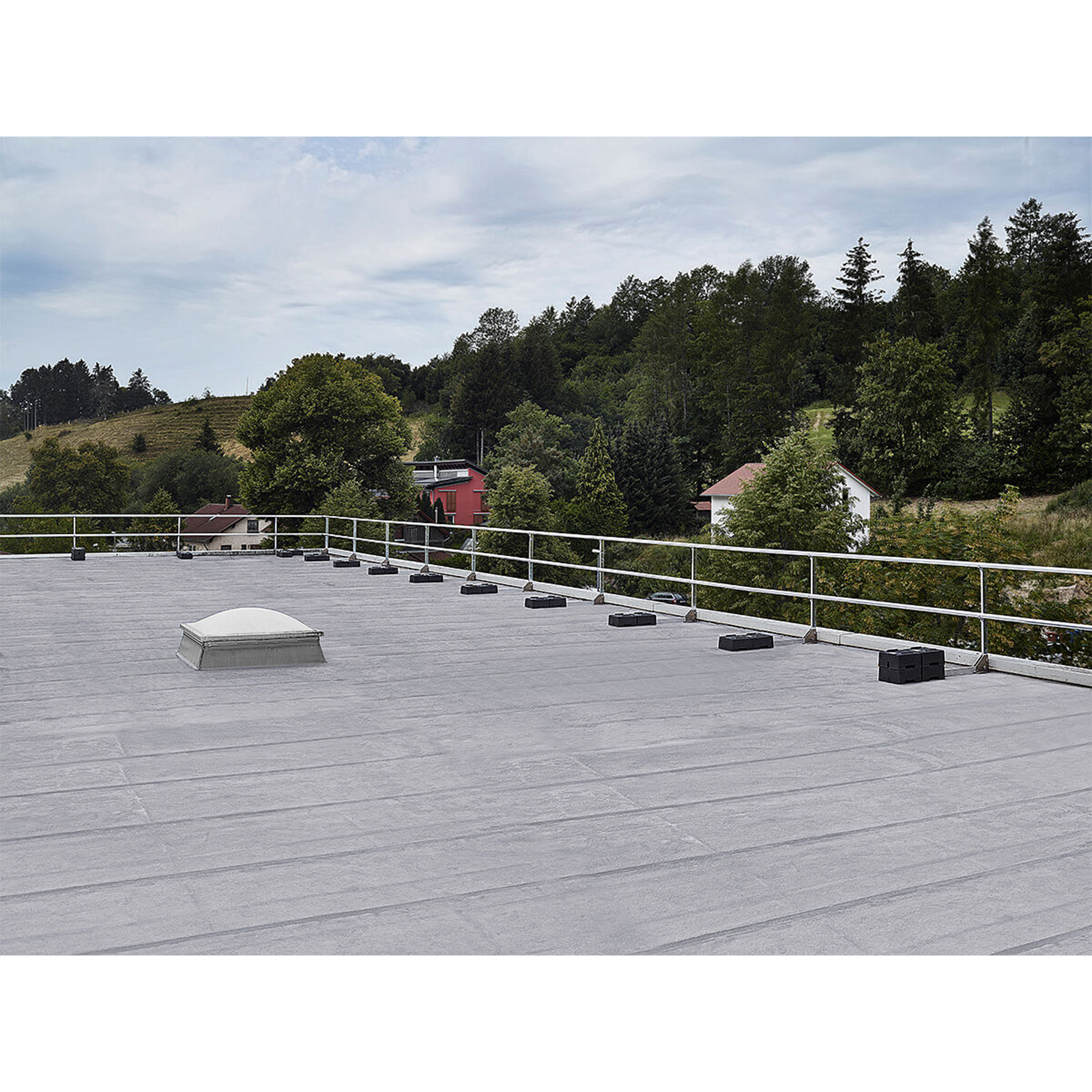 Mauderer Alutechnik Mauderer Flachdachsicherung NEO 30 100m Set 5m Geländerlänge