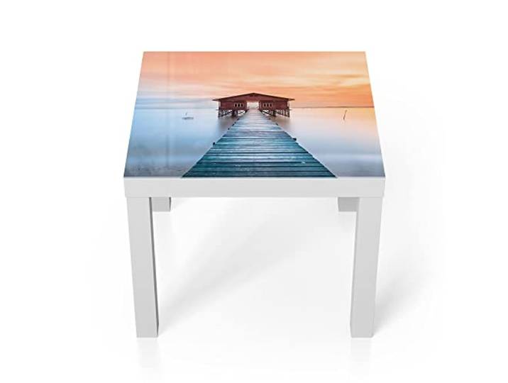 DEQORI Glastisch weiß klein 55x55 cm Motiv Holzsteg mit Hütte ausgefallener Beistelltisch aus Glas Hochglanz Couchtisch fürs Wohnzimmer moderner Couch Tisch mit Design
