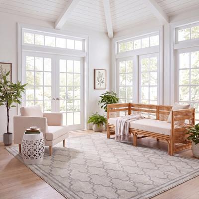 SAFAVIEH Amherst Norma Modern Rug