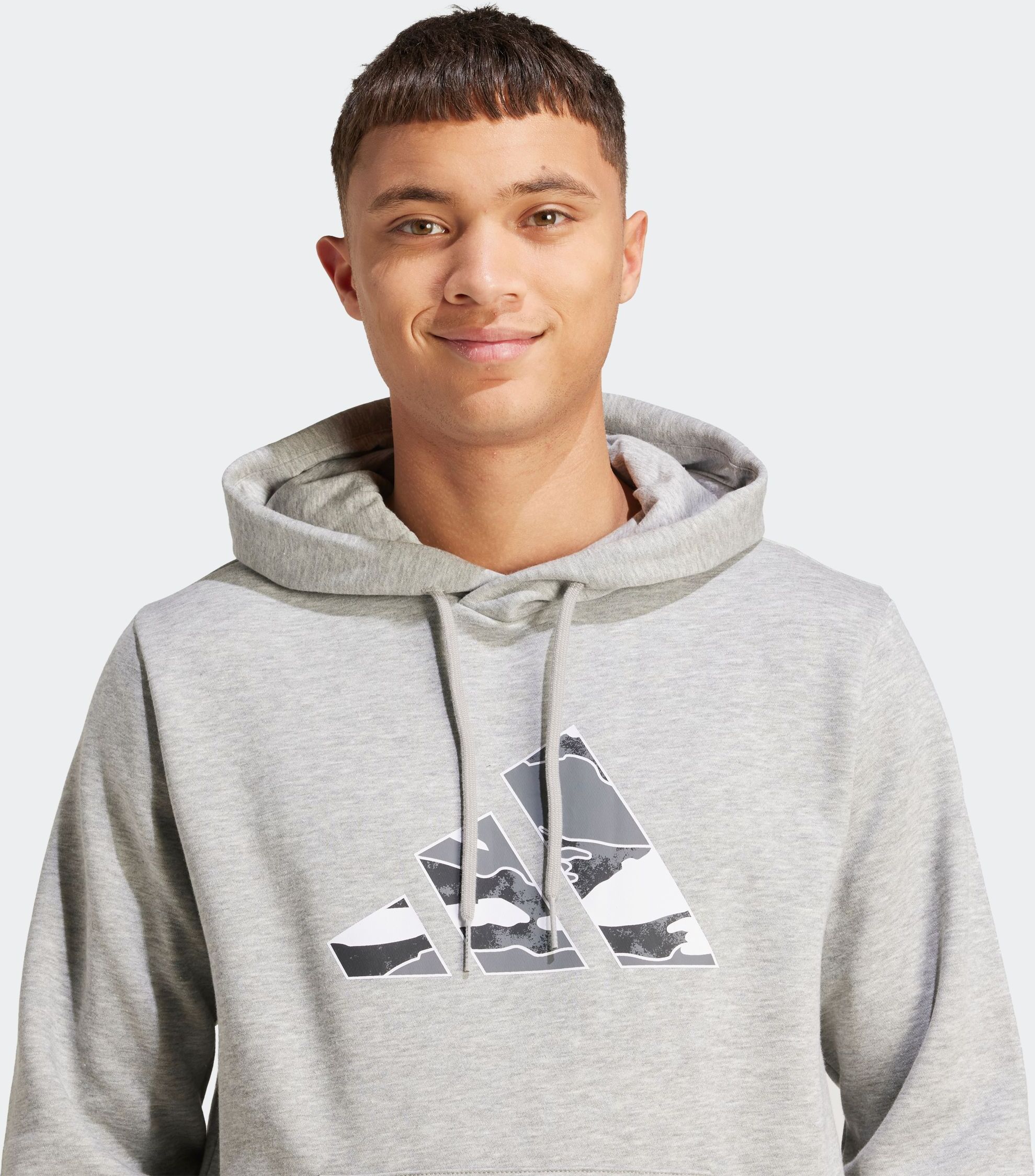 Kapuzensweatshirt ADIDAS SPORTSWEAR "TARNMUSTER", Herren, Gr. M, grau (medium grau heather), Obermaterial: 55% Baumwolle, 36% Polyester, 9% Viskose, normal, Rundhals, angesetztes Bündchen, Sweatshirts Kapuzensweatshirt