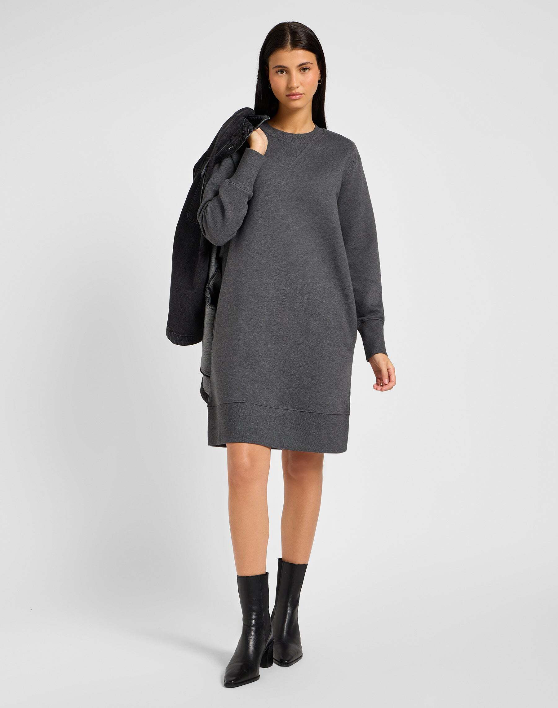 Minikleid LEE "Lee Minikleid Raglan Sweatshirt Dress", Damen, Gr. S, N-Gr, grau, Obermaterial: 85% Baumwolle CO. 15% Polyester PES., Kleider Minikleid grau S, N-Gr
