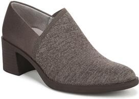 Women's Jarrett Shootie by Bzees for LifeStride in Wren Brown (Size 7 M)