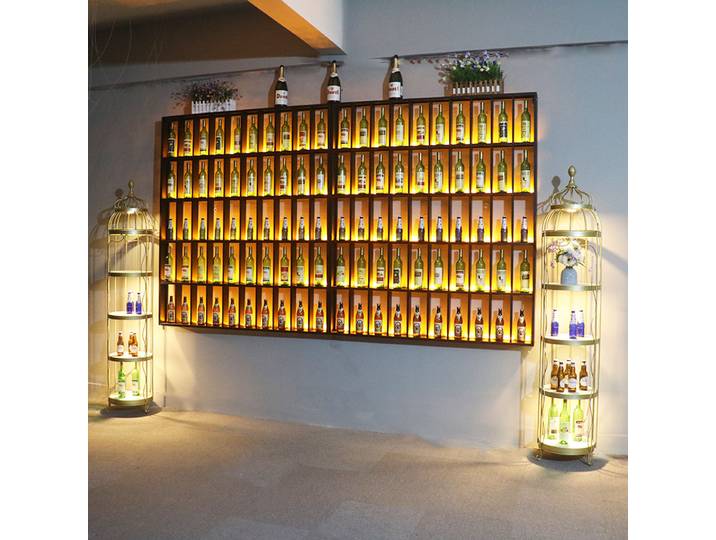 Vitrine de présentation moderne de style crème, minimaliste, esthétique haut de gamme, élégante, petite vitrine ronde, meuble de bar Adega