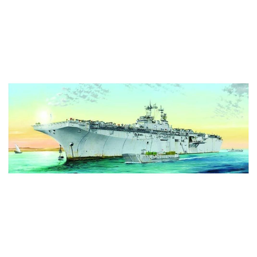 Hobby Boss USS Kearsarge LHD-3 (83404)