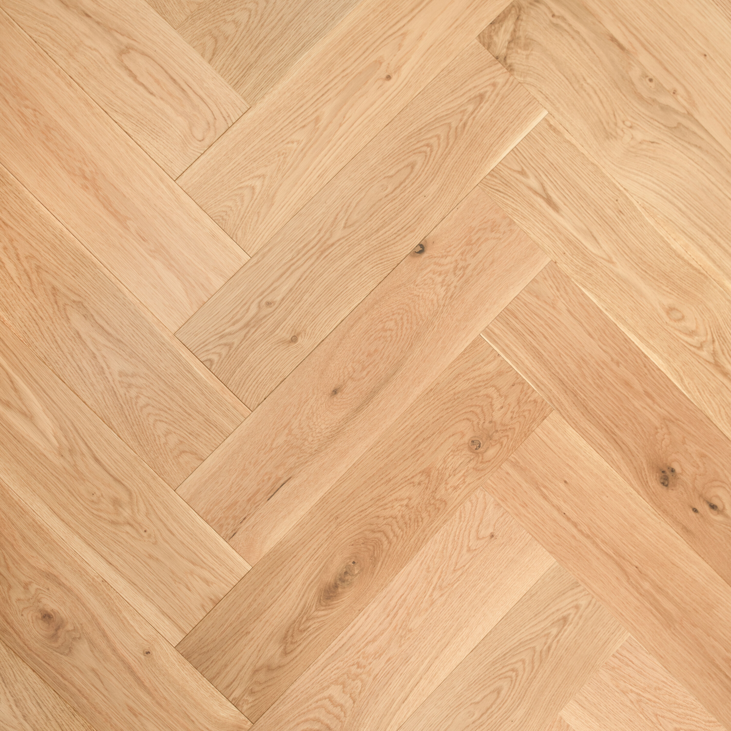 Luxury Flooring Herringbone Natural Engineered Oak Smooth & Lacquered Flooring - 14mm x 600mm x 150mm