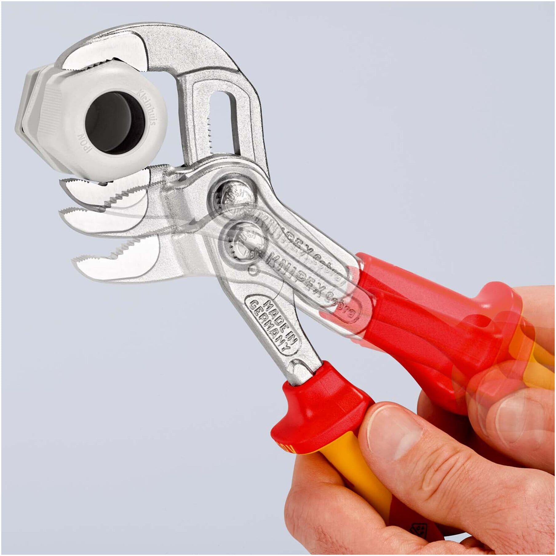 KNIPEX 87 26 250 Cobra® VDE Hightech-Wasserpumpenzange, isoliert isoliert mit Mehrkomponenten-Hüllen, VDE-geprüft verchromt 250 mm)
