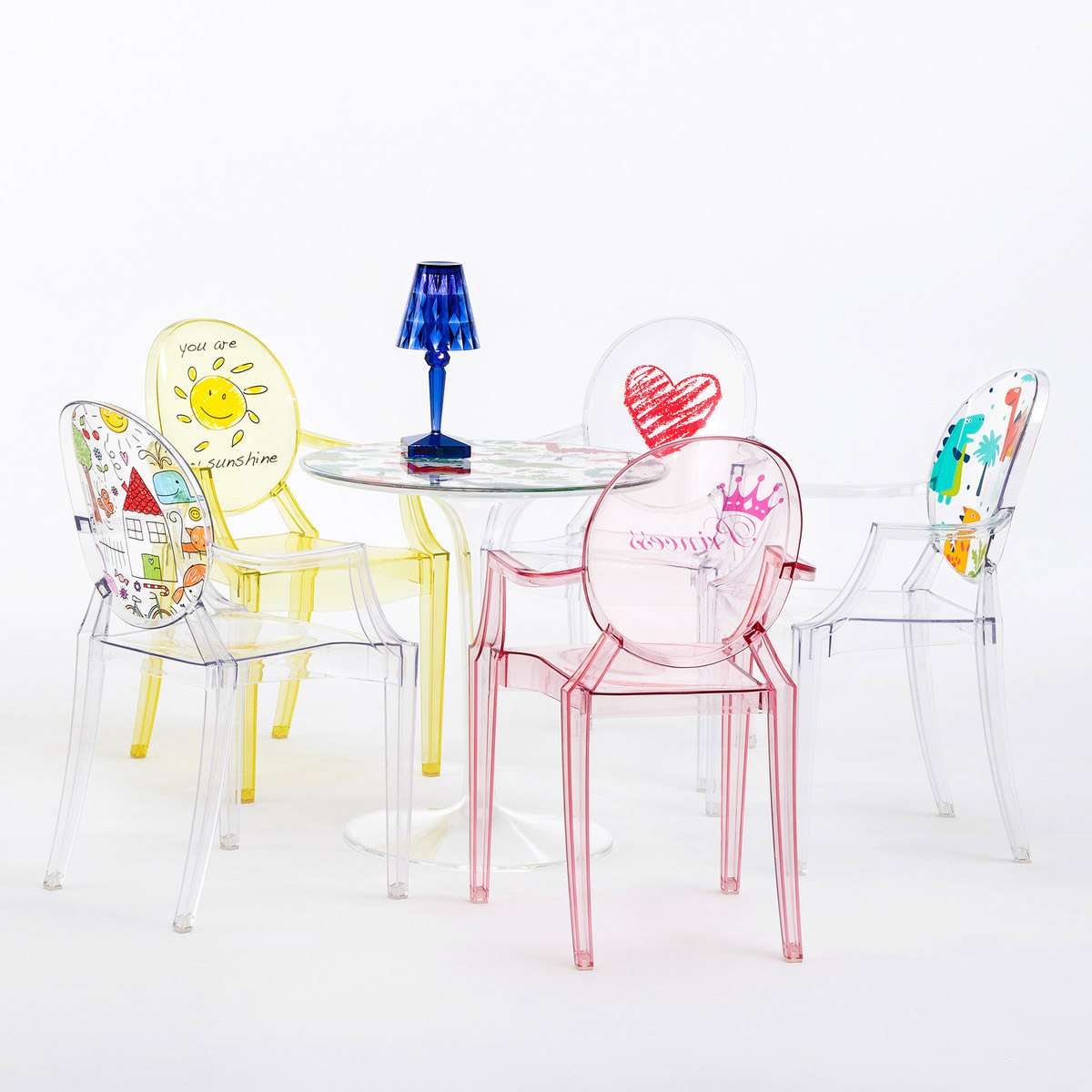 Kartell Lou Lou Ghost Kinderstuhl Special Edition (eisblau transparent / Dekor I... eisblau transparent / Dekor It's a boy