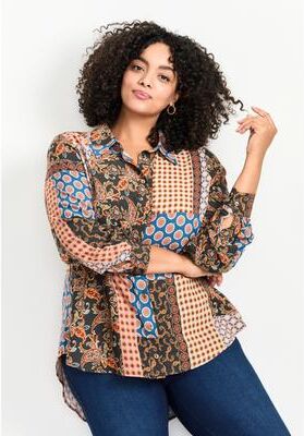 Plus Size Women's Allure Relaxed Shirt by Avenue in Paisley Allure (Size 14)