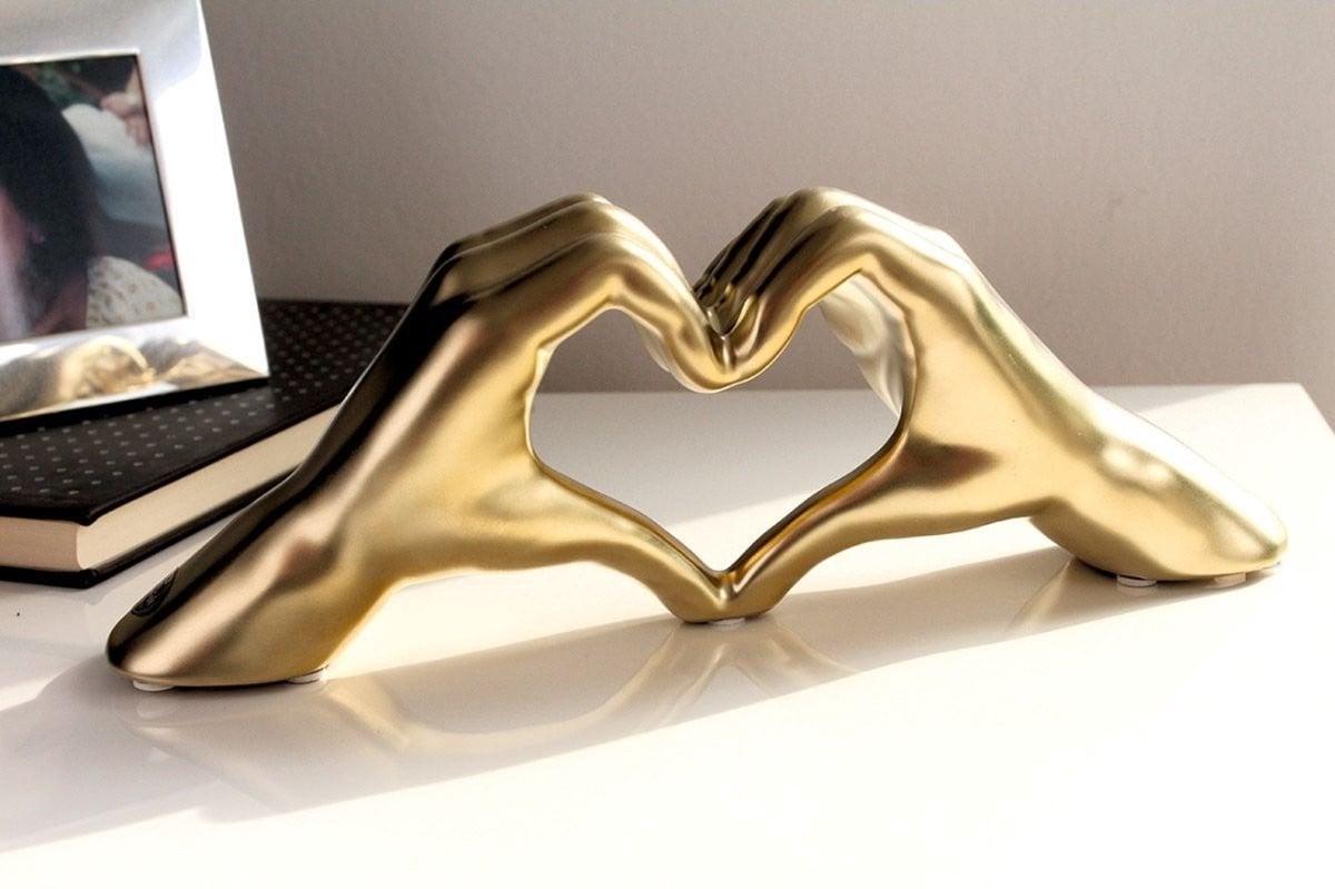 Gilde Handwerk Heart Sign Hands Beeld Sculptuur Mat Goud Keramiek