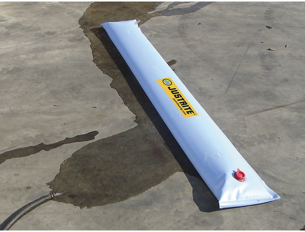 Absperr-Deich zur Wasserbefüllung, wiederverwendbar, PVC-Folie, LxB 1,5 m x 229 mm Justrite