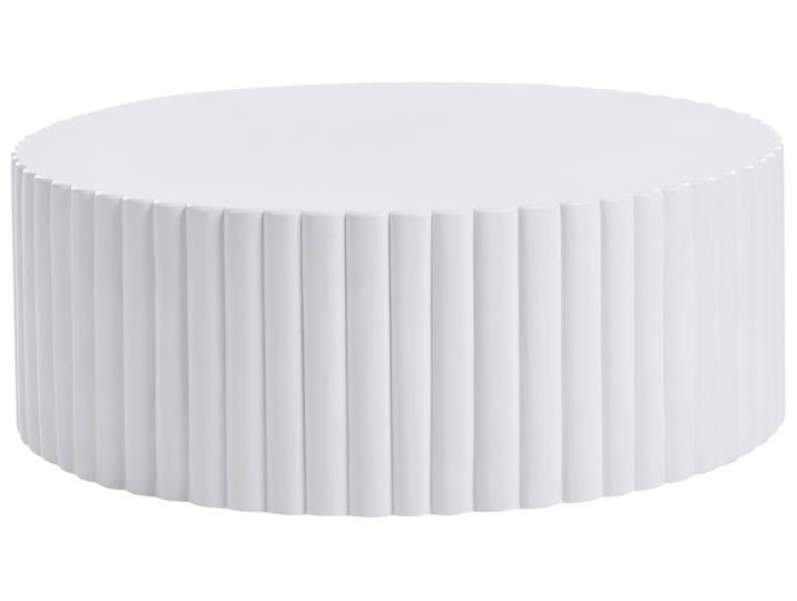 BELIANI Couchtisch Weiß Magnesiumoxid u. Glasfaser Rund ⌀ 117 cm Lamellen-Optik Modern Skandi Outdoor & Indoor Terrasse Garten Wohnzimmer Ausstattung