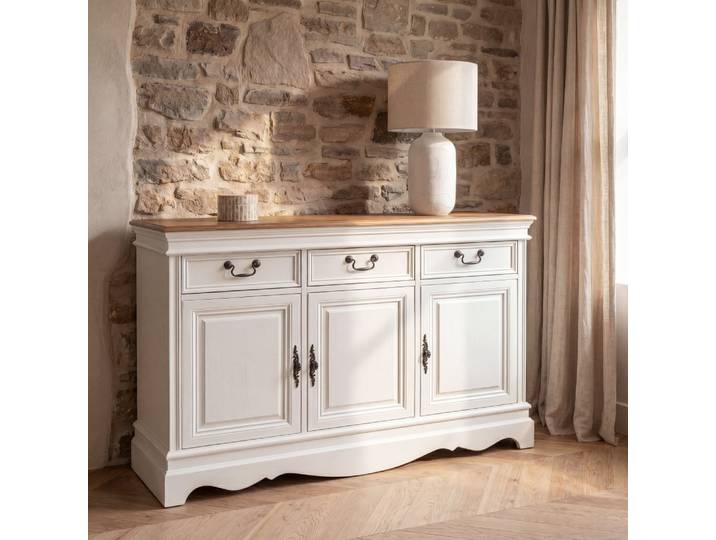 Cremefarbenes Sideboard mit 3 Türen und 3 Schubladen, 131 cm breit
