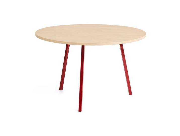 HAY Loop Stand Esstisch Ø120 cm Maroon red-clear lacq. oak
