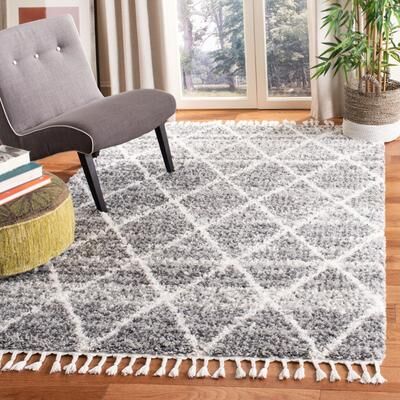 SAFAVIEH Montreal Shag Willempje 2-inch Thick Rug