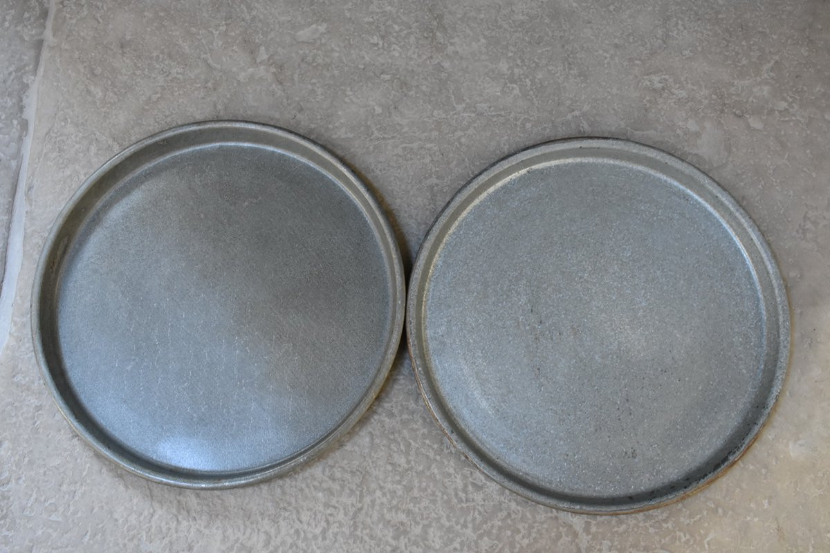 Rond zwart decoratief dienblad van metaal - 30 cm