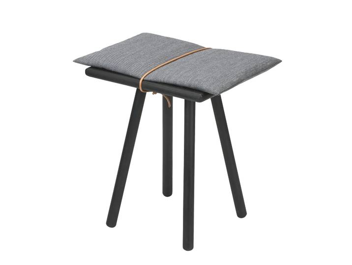 Fritz Hansen Tabouret Georg chêne laqué noir