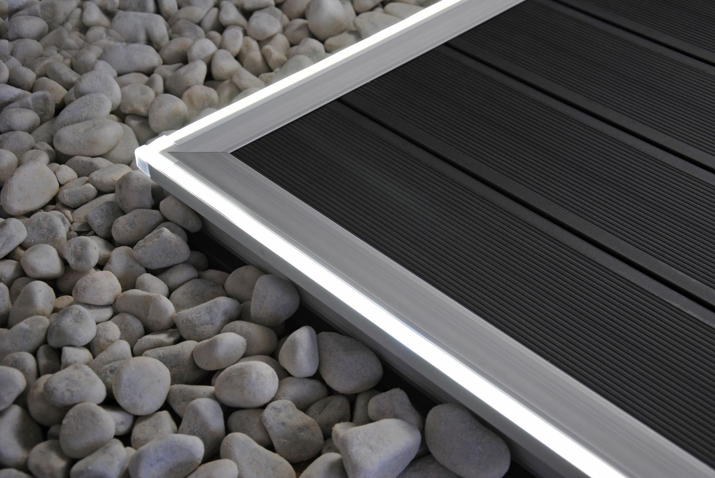 Kovalex LED Licht-Set 10 m inkl. Zubehör, Endkappen, Trafo